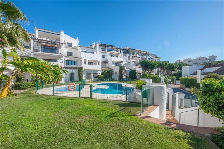 Puerto Banus Apartments Марбеля Екстериор снимка